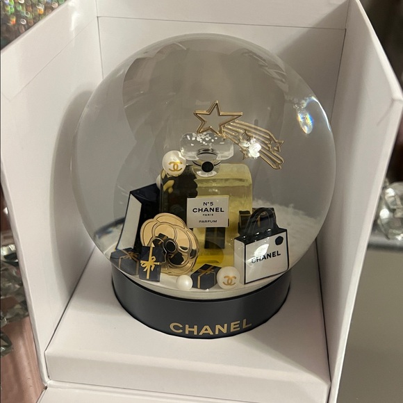 CHANEL Other - CHANEL Winter Snowglobe  Holiday 2025